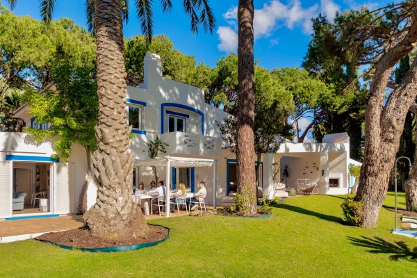 Villa Guru 1