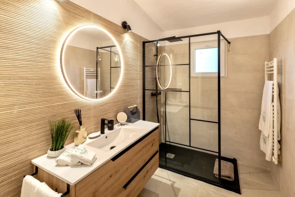 Villa Guru 1