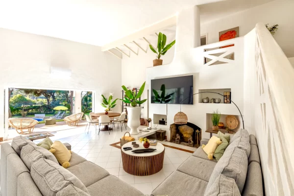Villa Guru 1