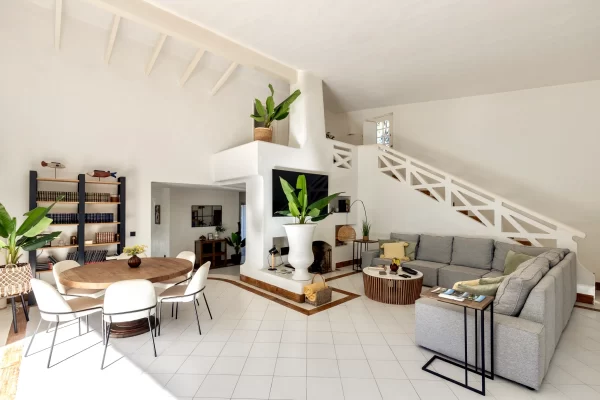 Villa Guru 1