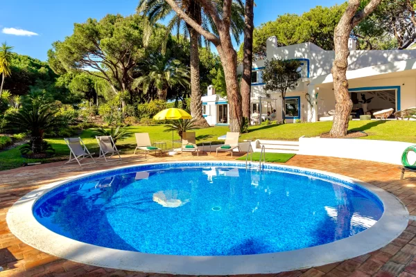 Villa Guru 1