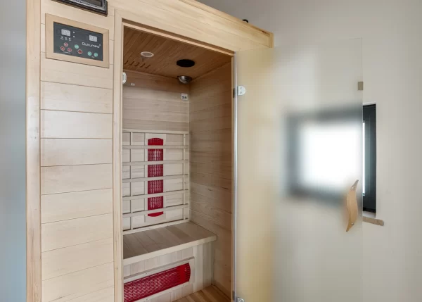 Villa Guru 10