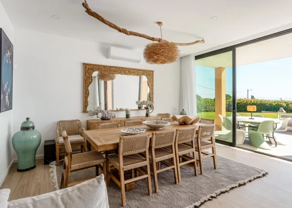 Villa Guru 10