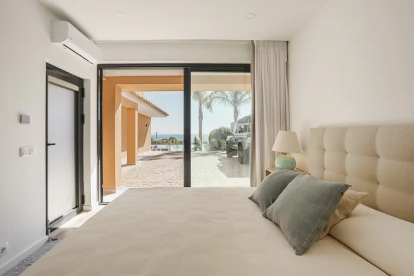 Villa Guru 10