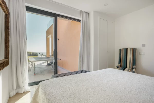 Villa Guru 10