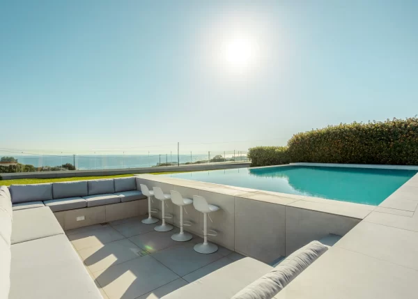 Villa Guru 10