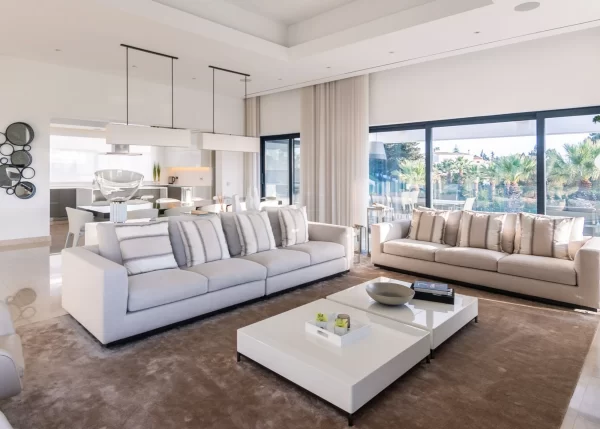 Villa Guru 12