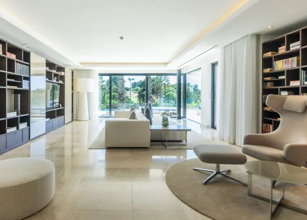 Villa Guru 12