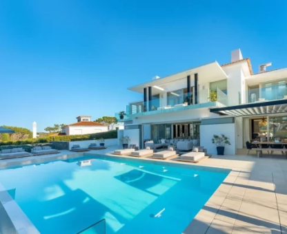 Villa Guru 2
