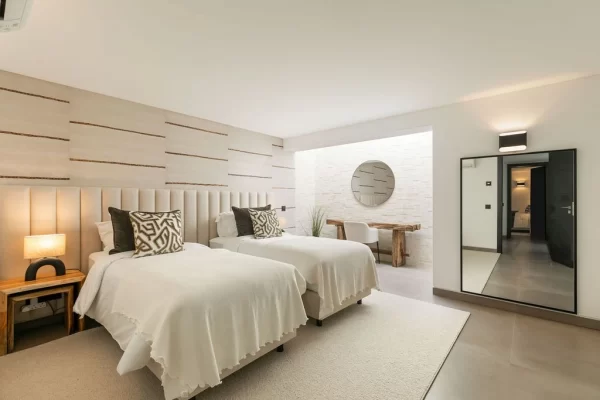 Villa Guru 2