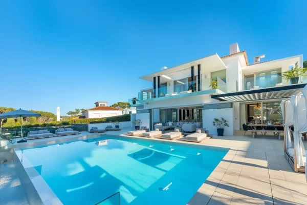 Villa Guru 2