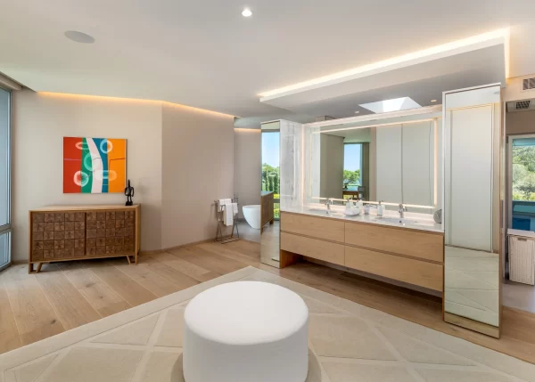 Villa Guru 4