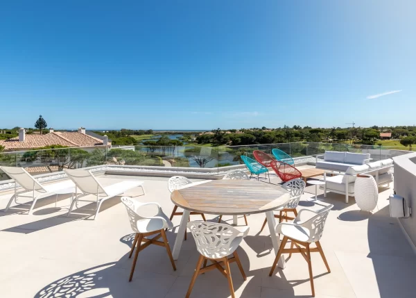 Villa Guru 4