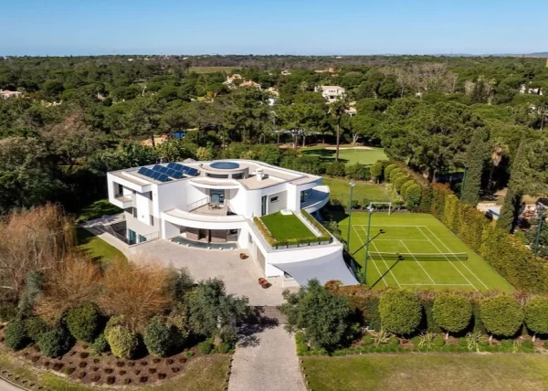 Villa Guru 5