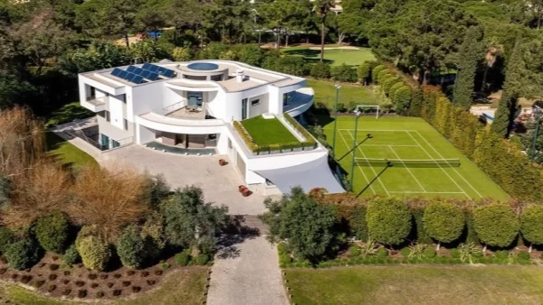 Villa Guru 5